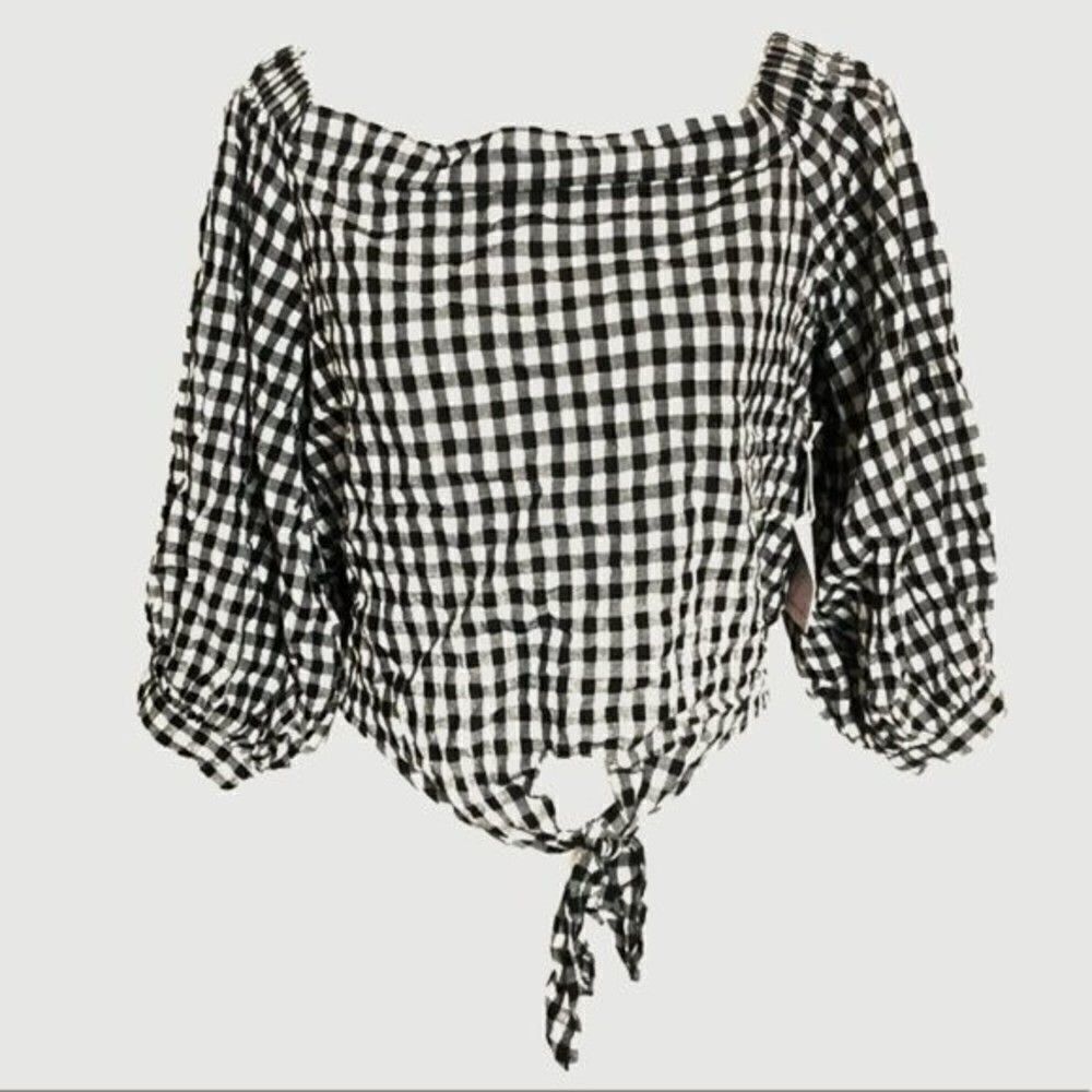Forever 21‎ Gingham Puff Sleeve Top